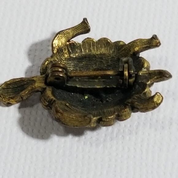 Vintage brass tortoise brooch 1"x7/8" - Picture 8 of 15
